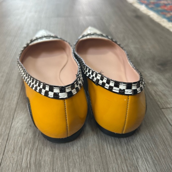 LIKE NEW Kate Spade Women's Taxi Flats - Yellow and White - Picture 5 of 6